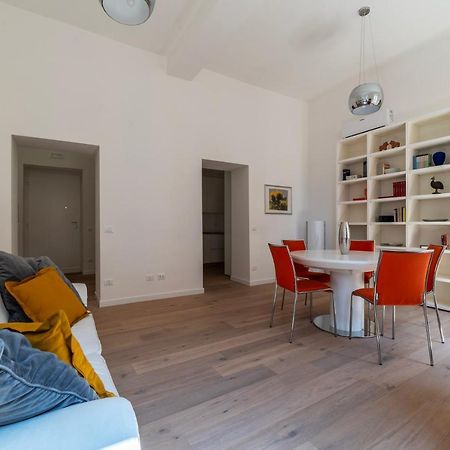 Termini & Acquario Romano Bright Apartment Luaran gambar