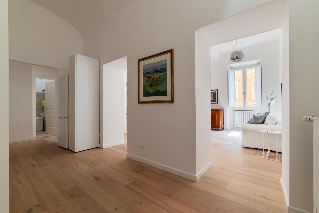 Termini & Acquario Romano Bright Apartment Luaran gambar