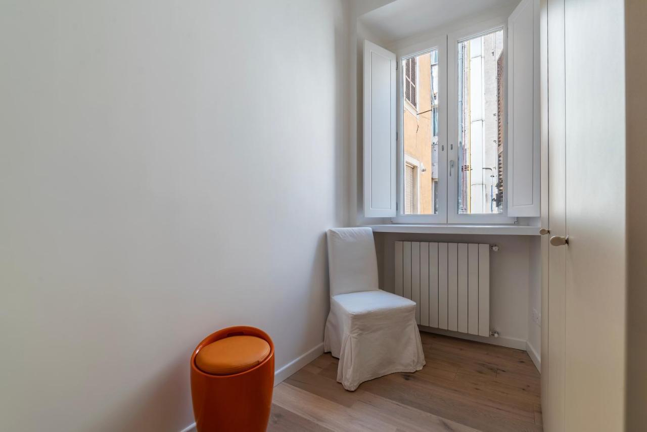 Termini & Acquario Romano Bright Apartment Luaran gambar