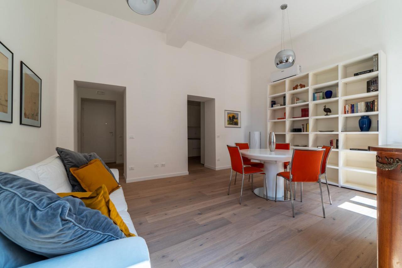 Termini & Acquario Romano Bright Apartment Luaran gambar