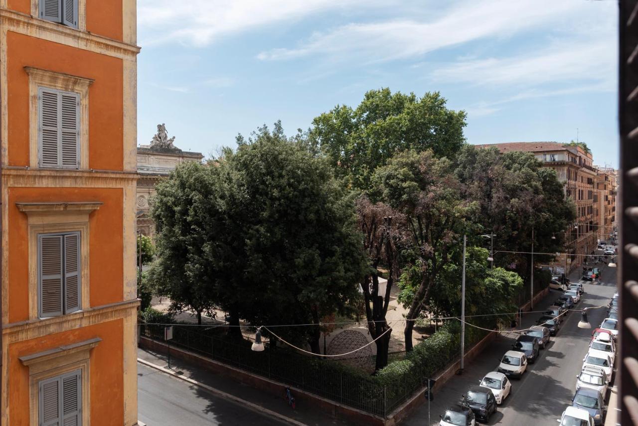 Termini & Acquario Romano Bright Apartment Luaran gambar